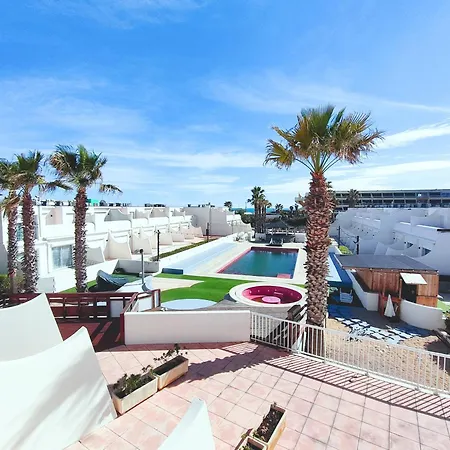 Le Velvet Jardin D'eden Couple Only - Vue - Piscine - Garage Prive - Village Naturiste *
